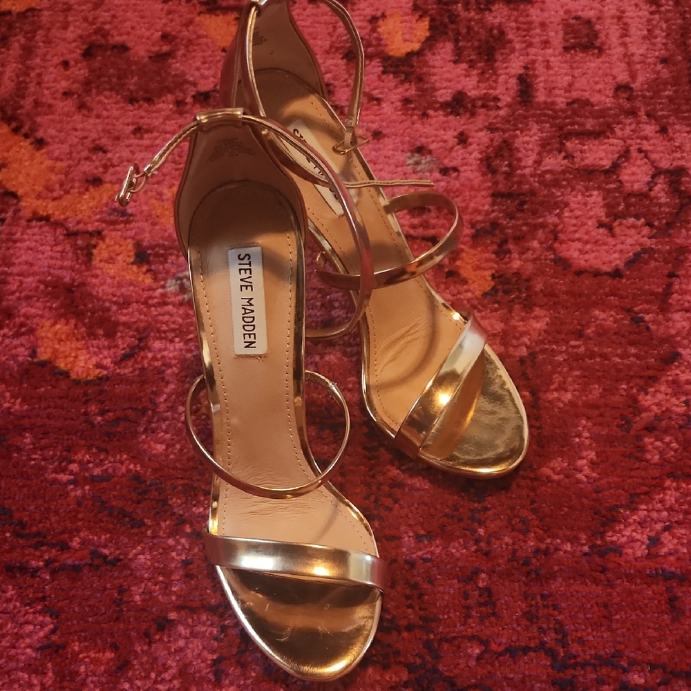 Steve Madden Metallic Gold Heels